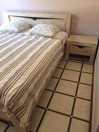 Гостевой дом Guest house Abkhazia in Gagra Гагра Двухместный номер с 1 кроватью или 2 отдельными кроватями и ванной комнатой-4